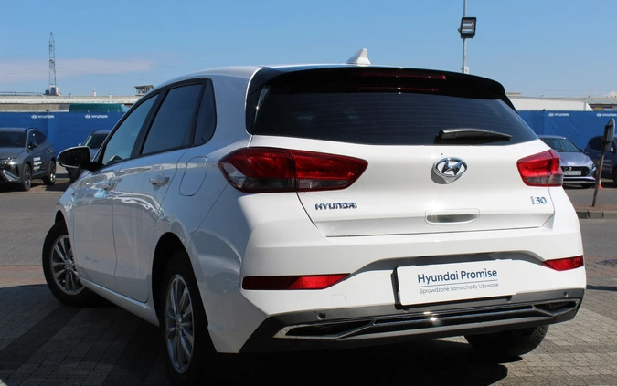 Hyundai I30 cena 77900 przebieg: 13798, rok produkcji 2022 z Chojna małe 232